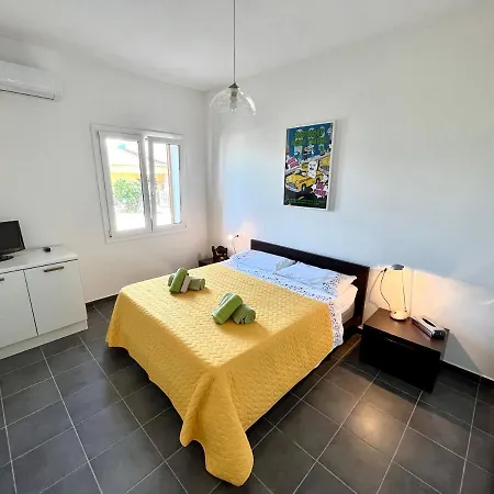 Apartment Vivere A 5 Minuti Dalle Spiagge Di San Pietro